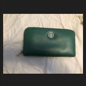 Tory Burch Robinson Wallet